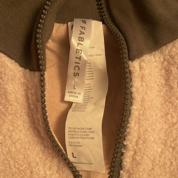 Womens Fabletics size large sweater - Picture 2 of 3